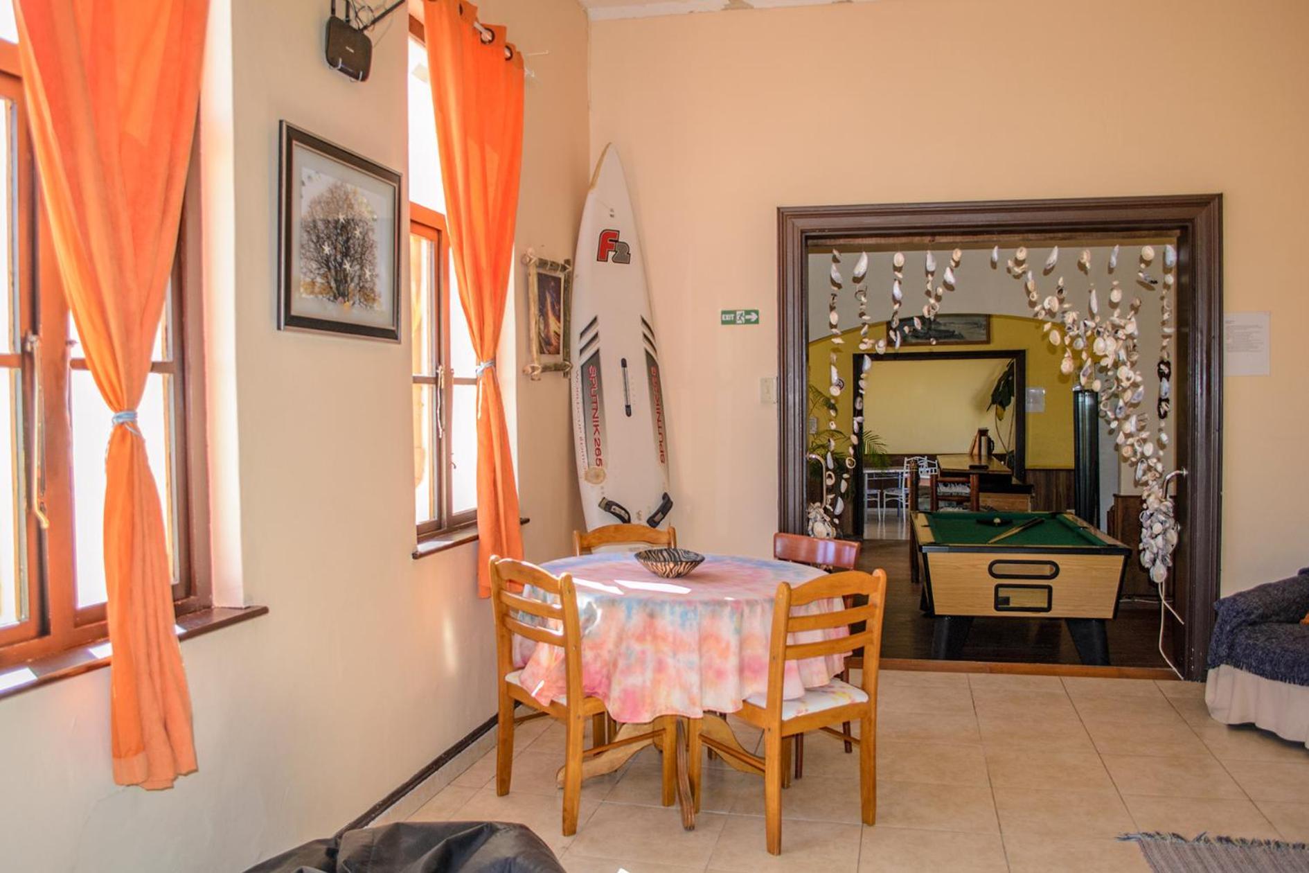 Element Riders Place Backpackers Lüderitz Exteriör bild