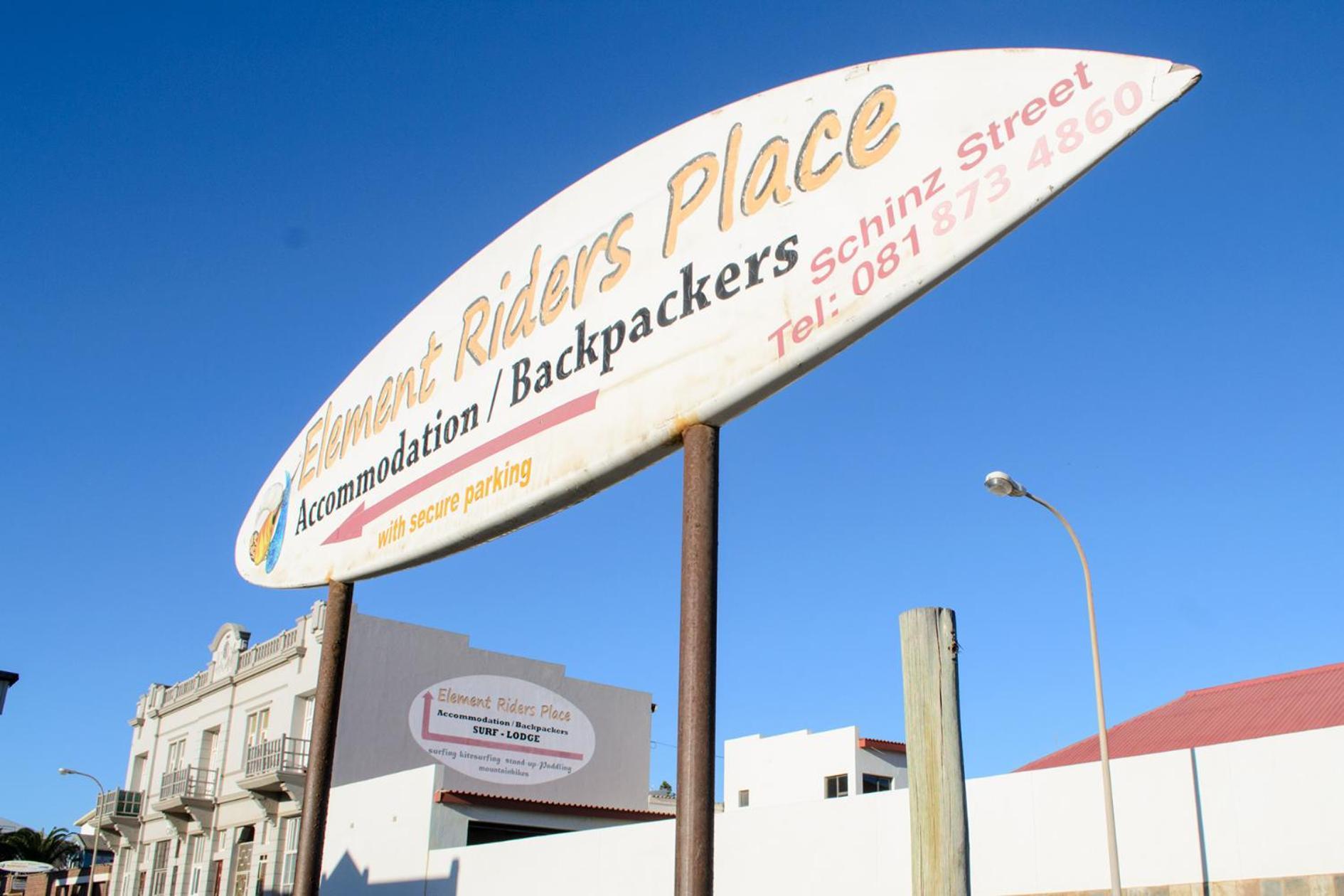 Element Riders Place Backpackers Lüderitz Exteriör bild