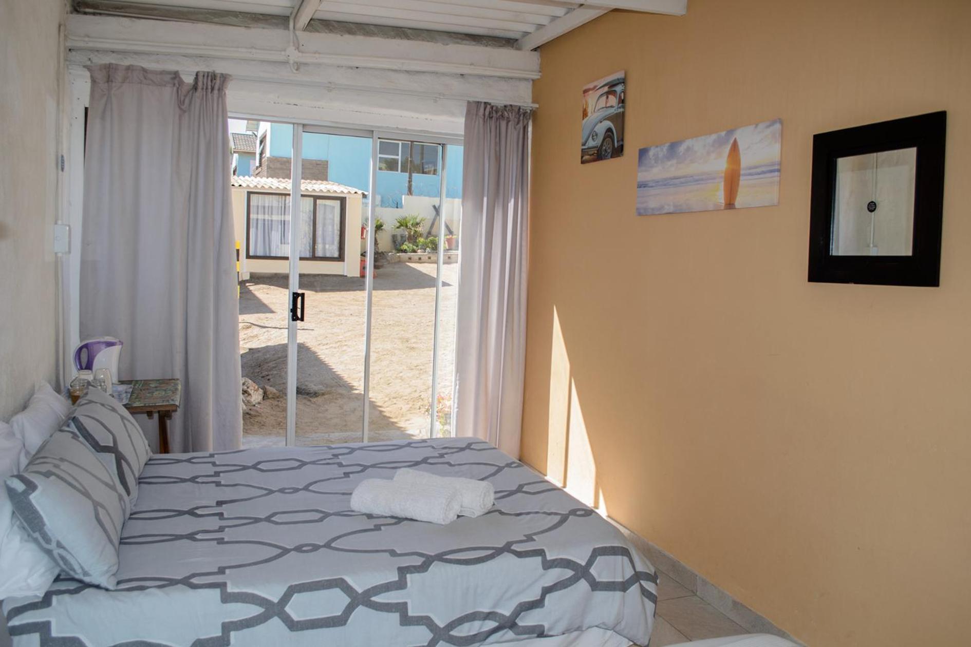 Element Riders Place Backpackers Lüderitz Exteriör bild