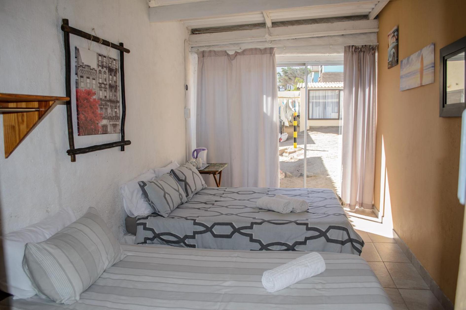 Element Riders Place Backpackers Lüderitz Exteriör bild
