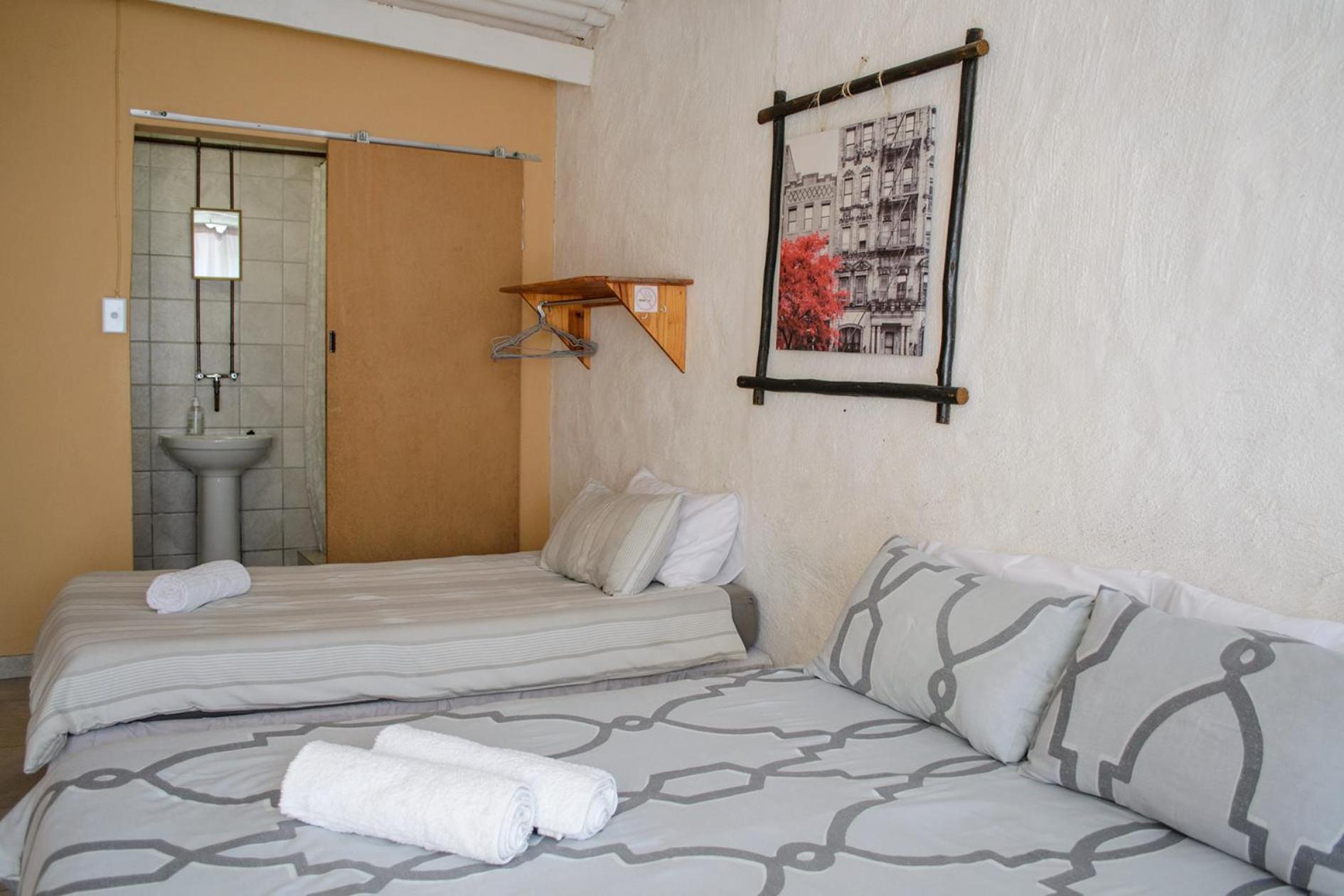 Element Riders Place Backpackers Lüderitz Exteriör bild